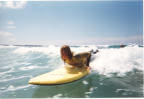 girl_surfer-beginner